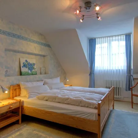 Zum Goldenen Stern 3* 프룸