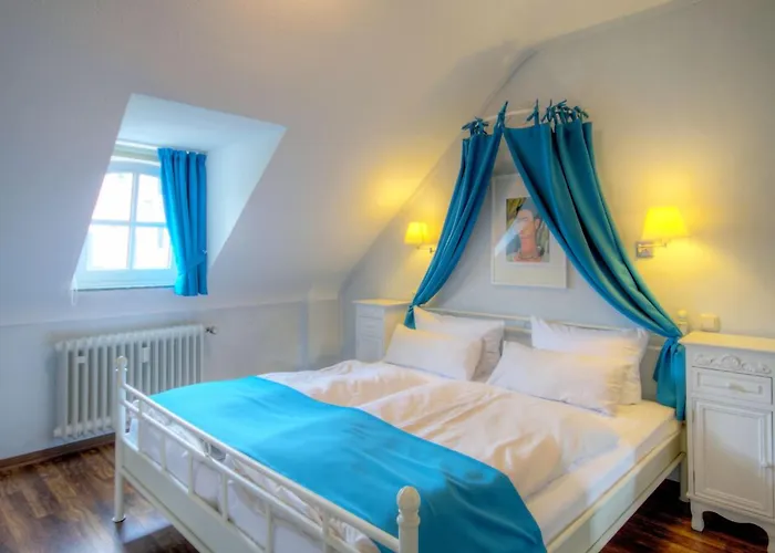 호텔 Zum Goldenen Stern 3*