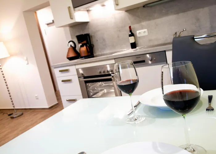 Zum Goldenen Stern 호텔 3*