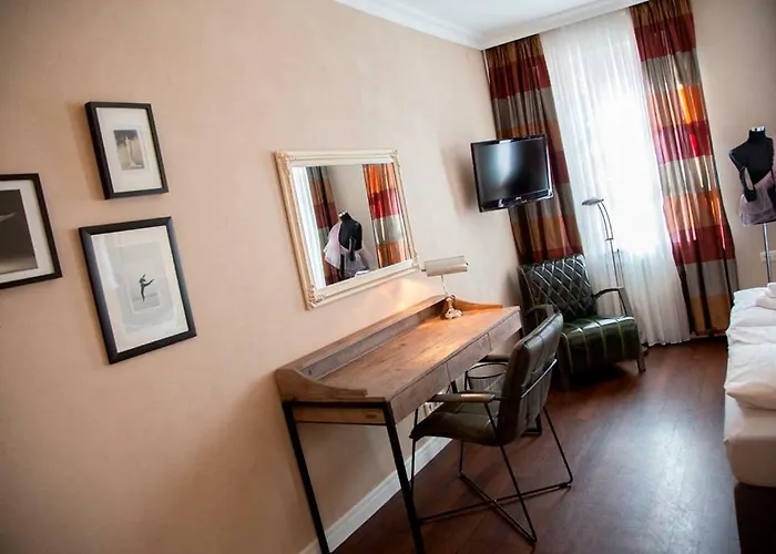 Zum Goldenen Stern 호텔 프룸